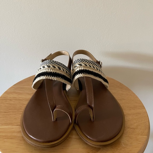 Naturalizer Women’s 9 Linnete Multi Woven Multicolor Thong Sandals NWT - Picture 6 of 7